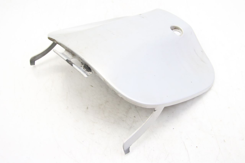 photo de GLOVE BOX DOOR APRILIA SCARABEO 4T 50 (2009 - 2017)