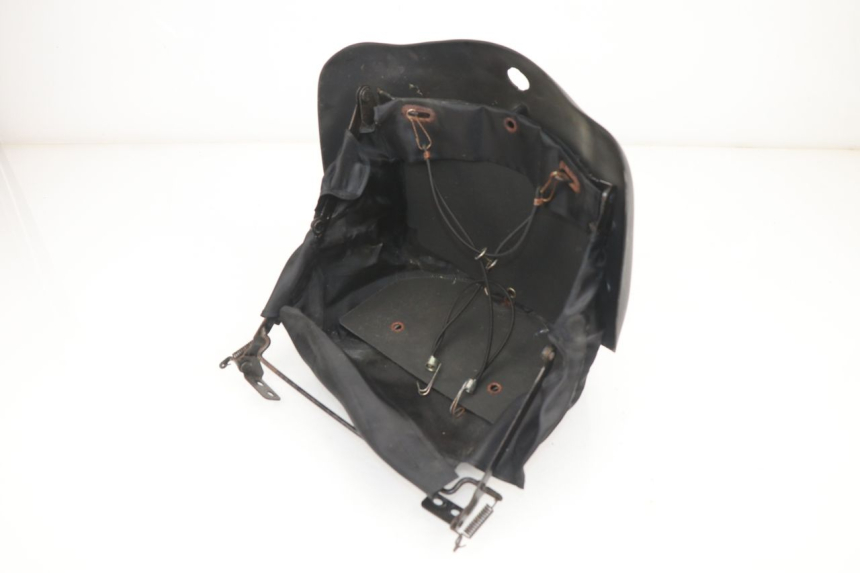 photo de GLOVEBOX DOOR BHM WACO 4T 50 (2008 - 2015)