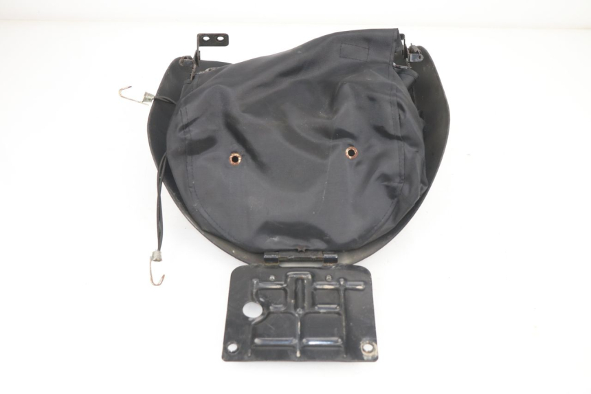 photo de GLOVEBOX DOOR BHM WACO 4T 50 (2008 - 2015)