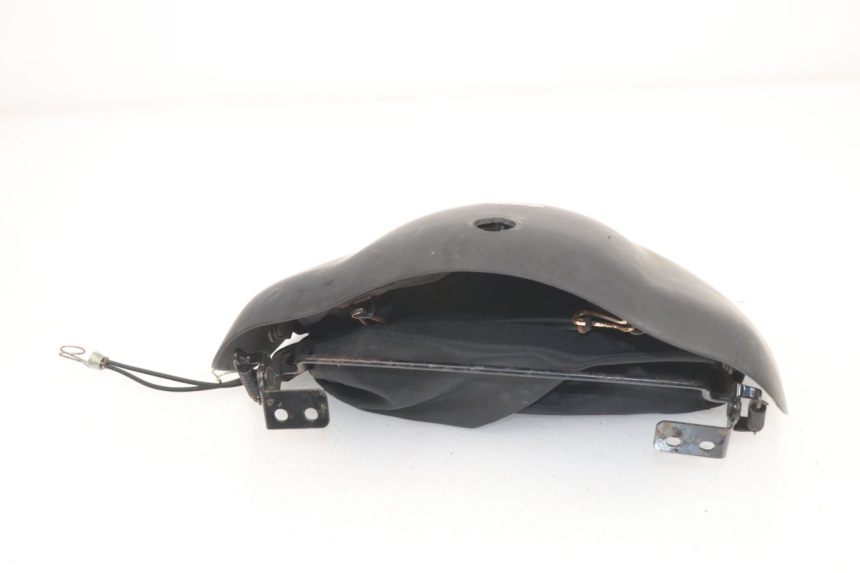 photo de GLOVEBOX DOOR BHM WACO 4T 50 (2008 - 2015)