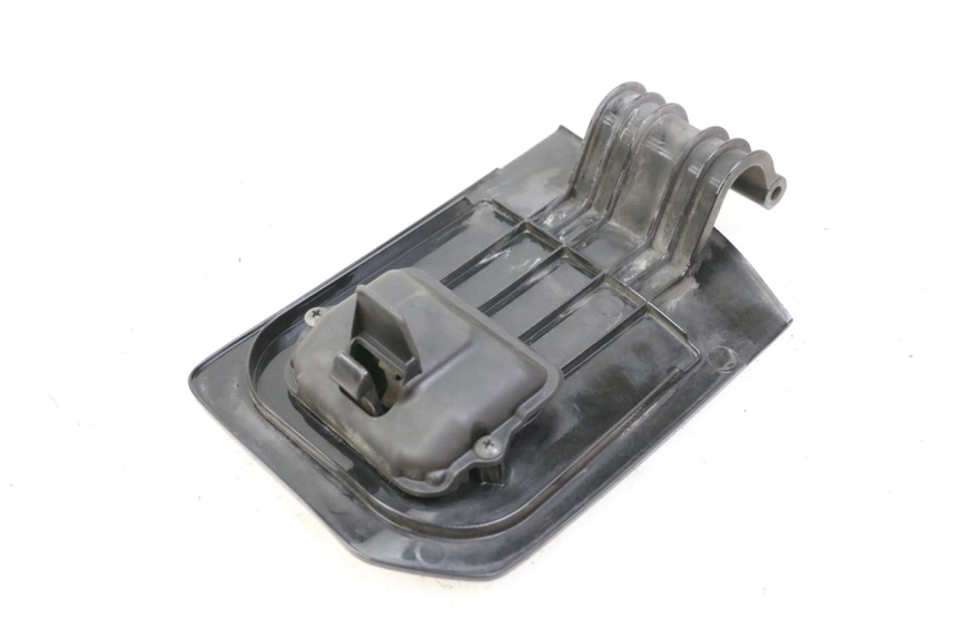 photo de GLOVEBOX DOOR HONDA FES S-WING SWING ABS 125 (2007 - 2015)