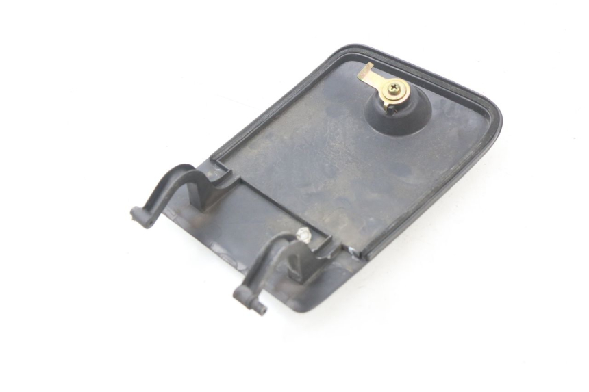 photo de GLOVEBOX DOOR HONDA FES PANTHEON 125 (2003 - 2007)