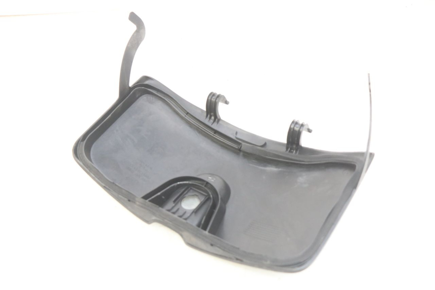 photo de GLOVE BOX DOOR HONDA NHX LEAD 110 (2008 - 2010)