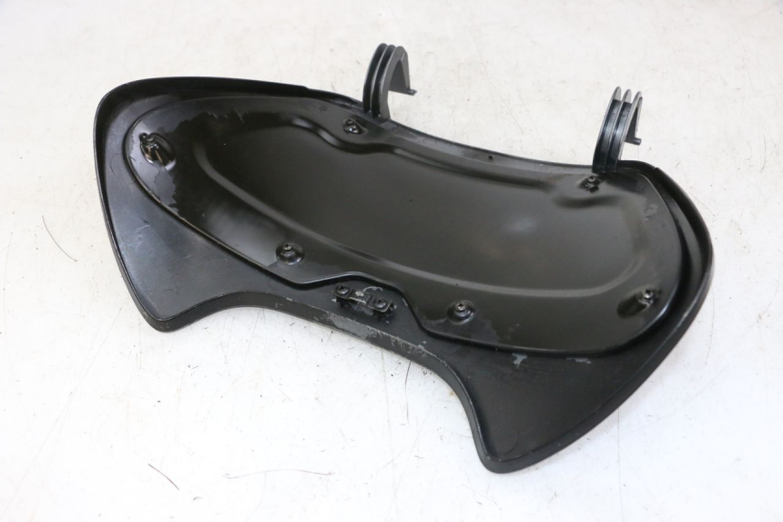 photo de GLOVEBOX DOOR PIAGGIO BEVERLY 125 (1998 - 2005)