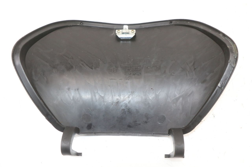 photo de GLOVEBOX DOOR PIAGGIO ZIP 2T 50 (2009 - 2019)