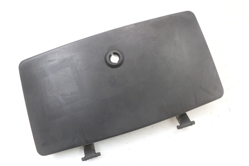 photo de GLOVEBOX DOOR PIAGGIO ZIP RST 50 (1996 - 1998)