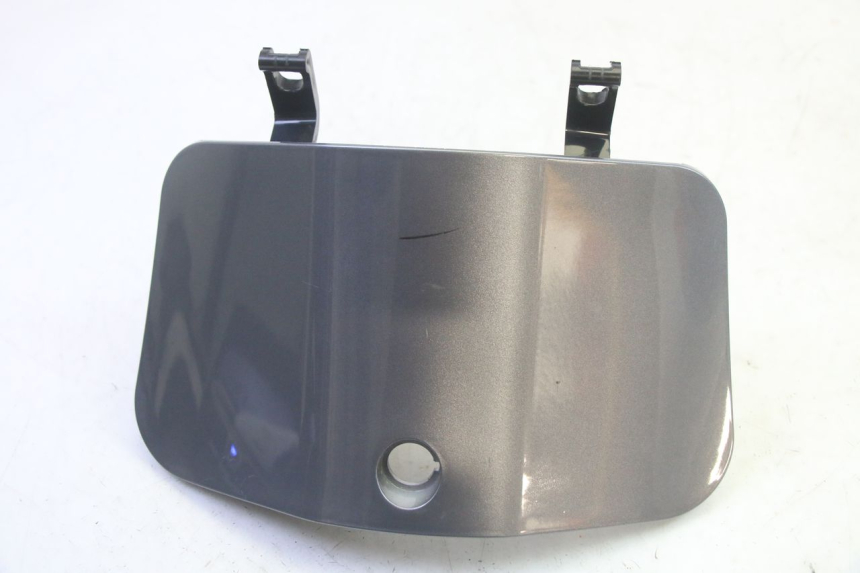 photo de GLOVEBOX DOOR EFUN PUSA 1 - Technical close-up