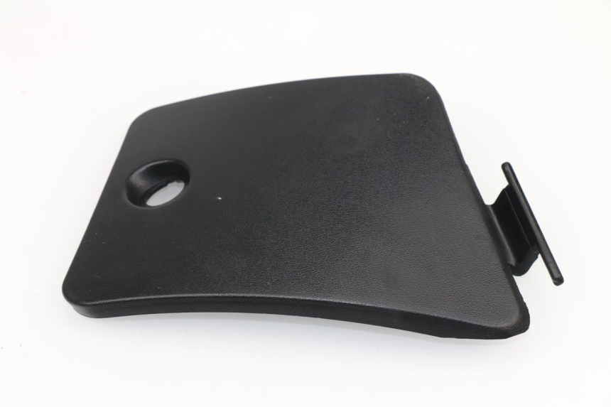 photo de GLOVEBOX DOOR KYMCO XCITING 500 (2004 - 2006)