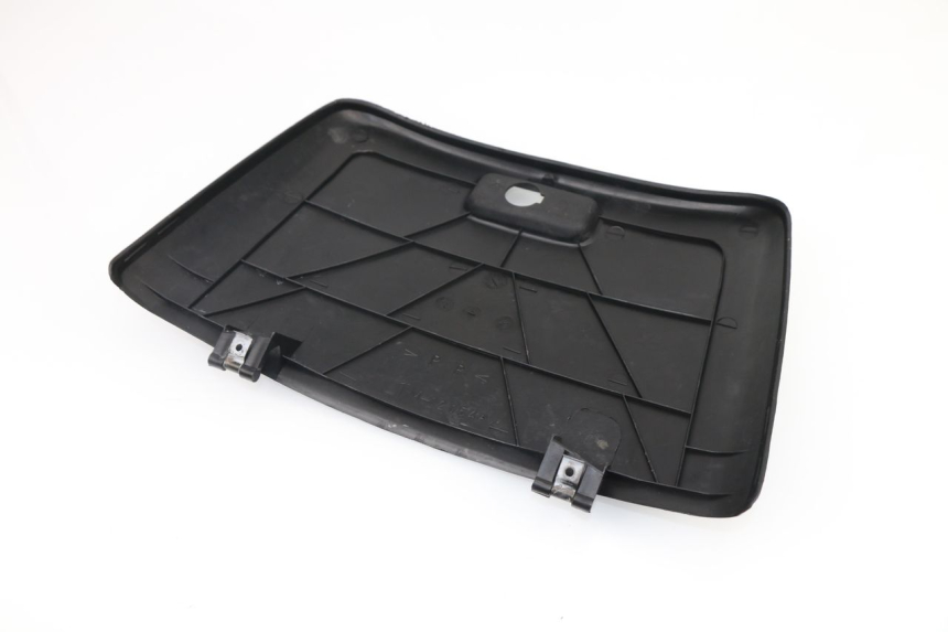 photo de GLOVEBOX DOOR YAMAHA CYGNUS 125 (1995 - 2003)