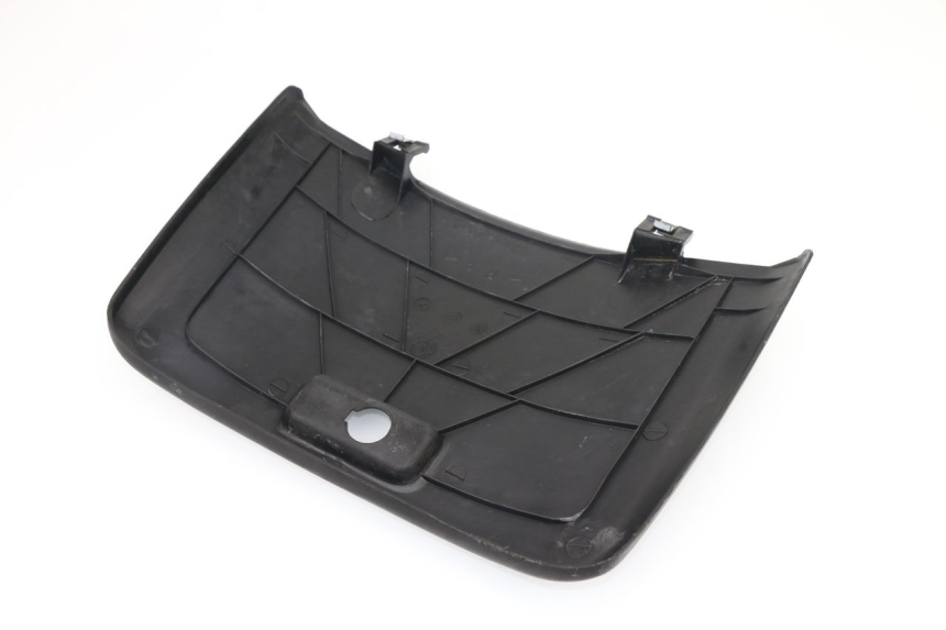 photo de GLOVEBOX DOOR YAMAHA CYGNUS 125 (1995 - 2003)