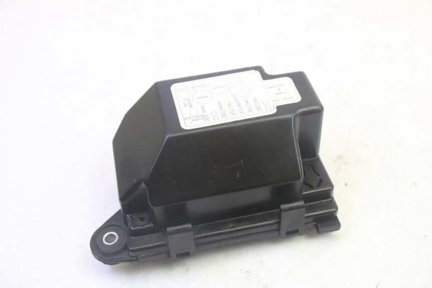 photo de FUSE BOX KAWASAKI GPZ RX 1000 (1986 - 1988) - Product overview