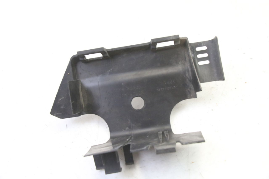photo de FUSE BOX HONDA ST PAN EUROPEAN 1300 (2002 - 2013)