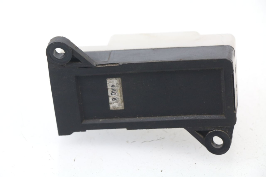 photo de FUSE HOLDER SUZUKI GSXF GSX F 600 (1988 - 1997)