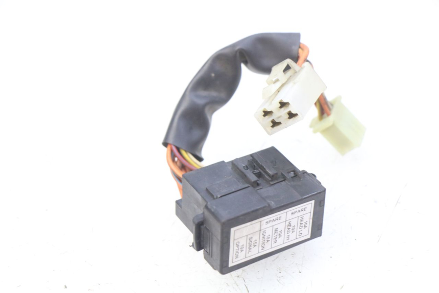 photo de FUSE HOLDER SUZUKI SIXTEEN 125 (2008 - 2010)