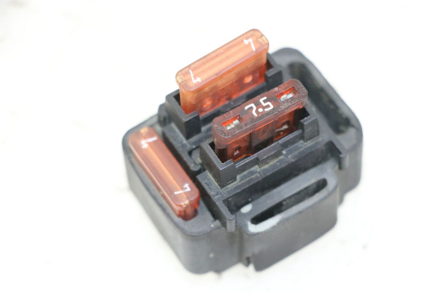 photo de FUSE BOX YAMAHA YP MAJESTY 125 (2007 - 2010)