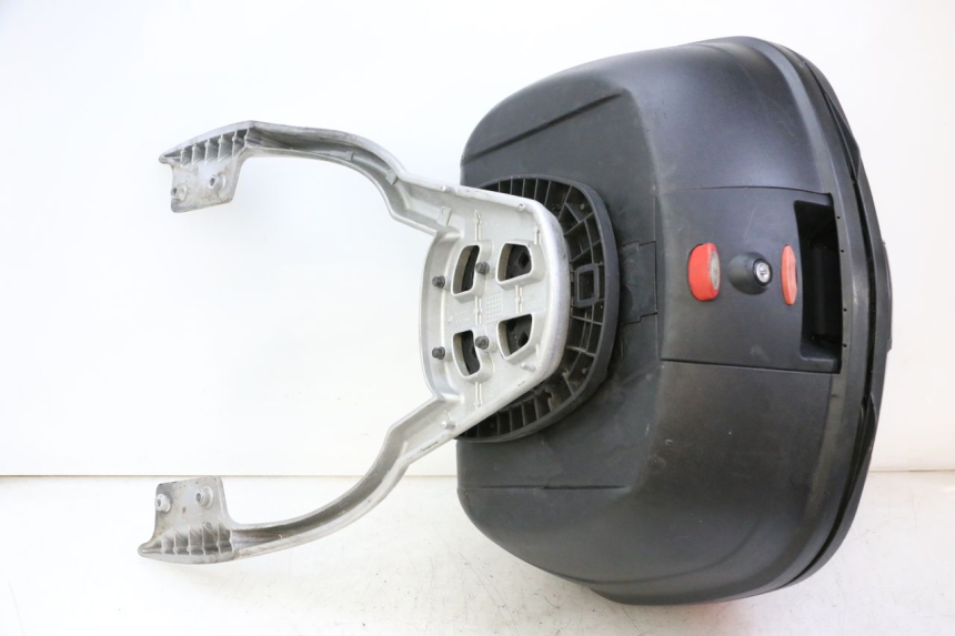 photo de LUGGAGE RACK PEUGEOT CITYSTAR 50 (2013 - 2017)