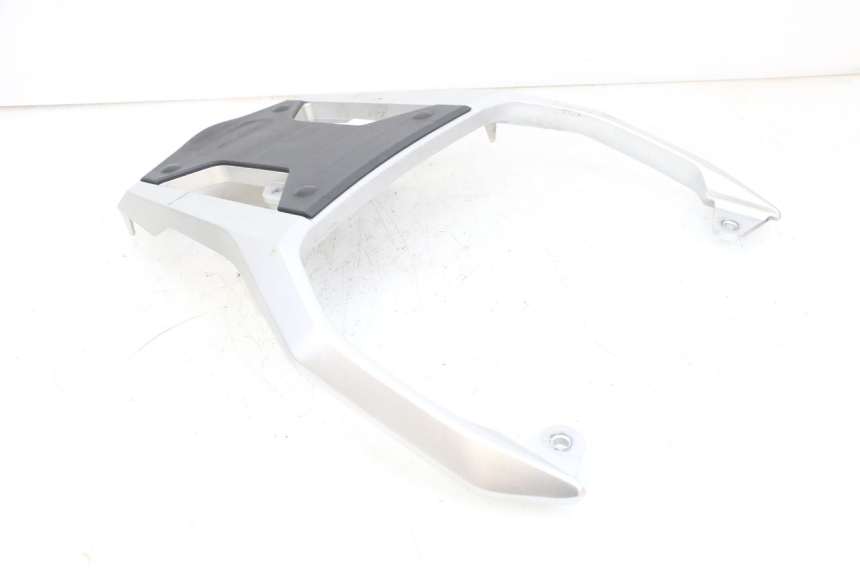 photo de LUGGAGE RACK SUZUKI DL V STROM 1000 (2002 - 2007) - Checked used part