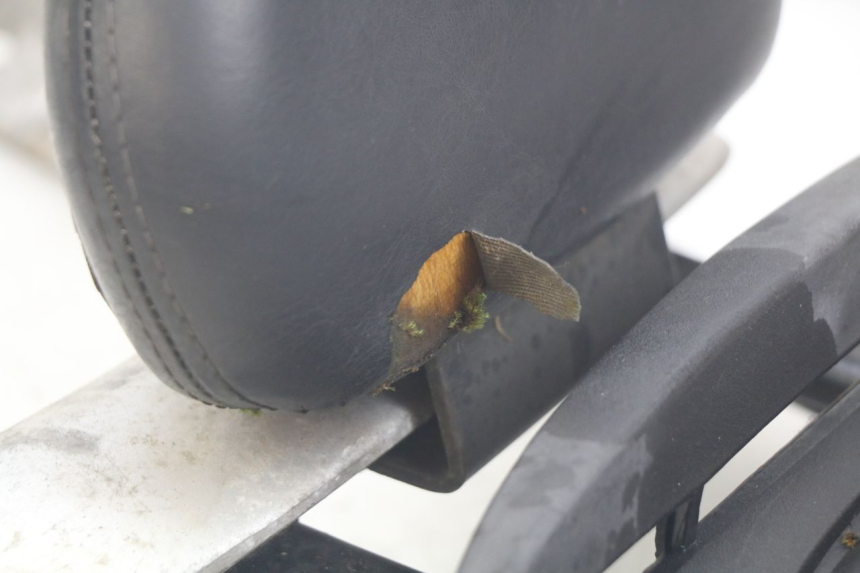 photo de LUGGAGE RACK PEUGEOT ELYSEO 125 (1999 - 2004)