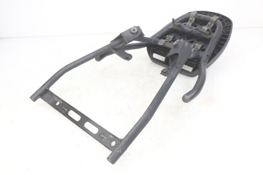 photo de LUGGAGE RACK HONDA SCV LEAD 100 (2003 - 2007)