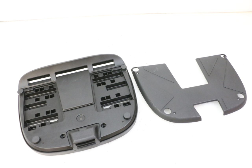 photo de LUGGAGE RACK PIAGGIO MP3 500 (2014 - 2016)