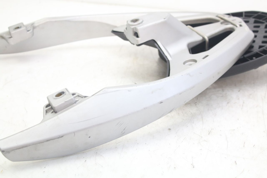 photo de LUGGAGE RACK PEUGEOT GEOPOLIS RS 125 (2007 - 2009)