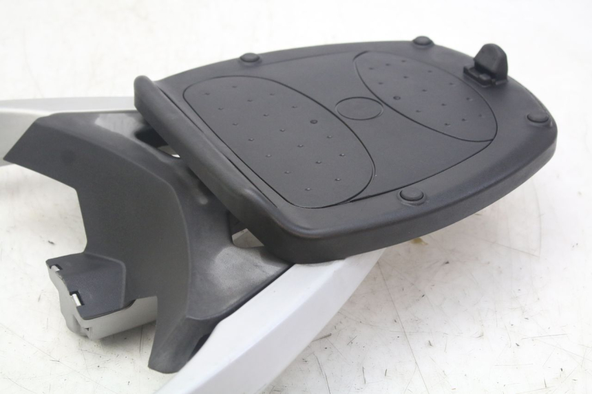 photo de LUGGAGE RACK PEUGEOT GEOPOLIS RS 125 (2007 - 2009)