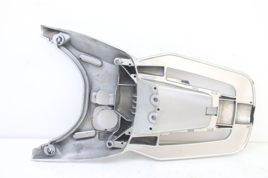 photo de LUGGAGE RACK PIAGGIO VESPA GRANTURISMO 125 (2003 - 2007)