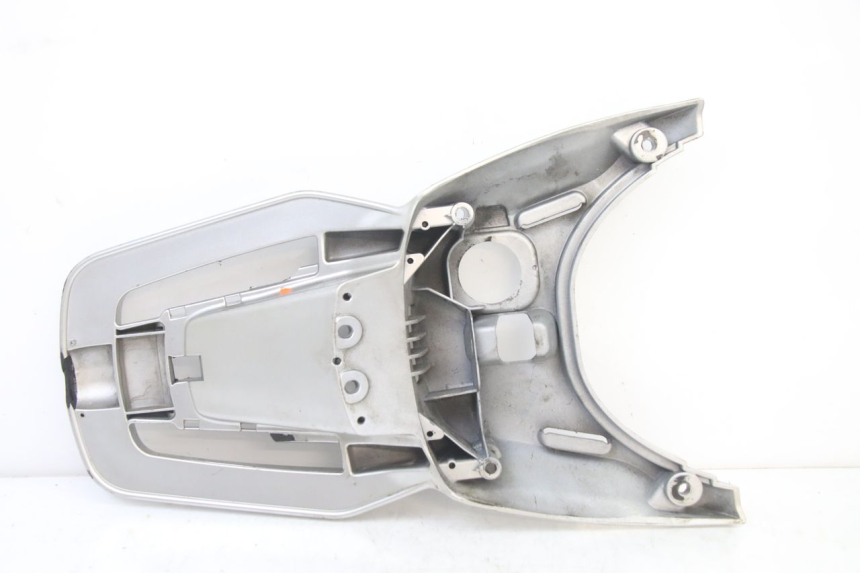 photo de LUGGAGE RACK PIAGGIO VESPA GRANTURISMO 125 (2003 - 2007)