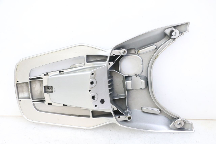 photo de LUGGAGE RACK PIAGGIO VESPA GRANTURISMO 200 (2004 - 2005)