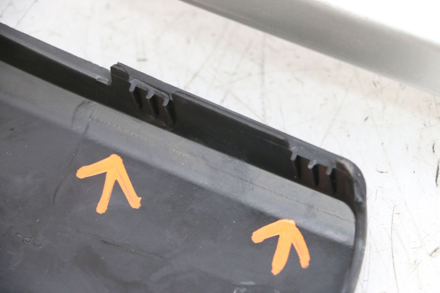 photo de LUGGAGE RACK PIAGGIO VESPA GRANTURISMO 200 (2004 - 2005)
