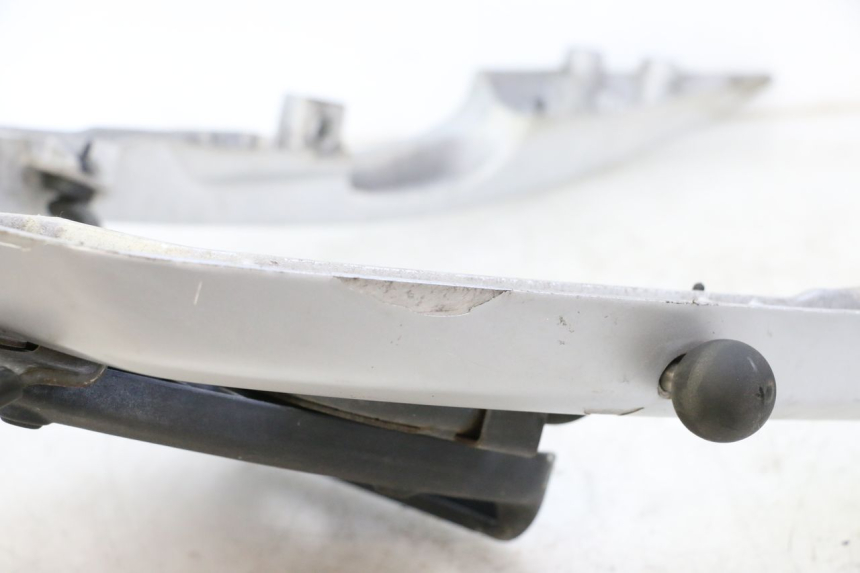 photo de LUGGAGE RACK PEUGEOT SATELIS 250 (2006 - 2012)