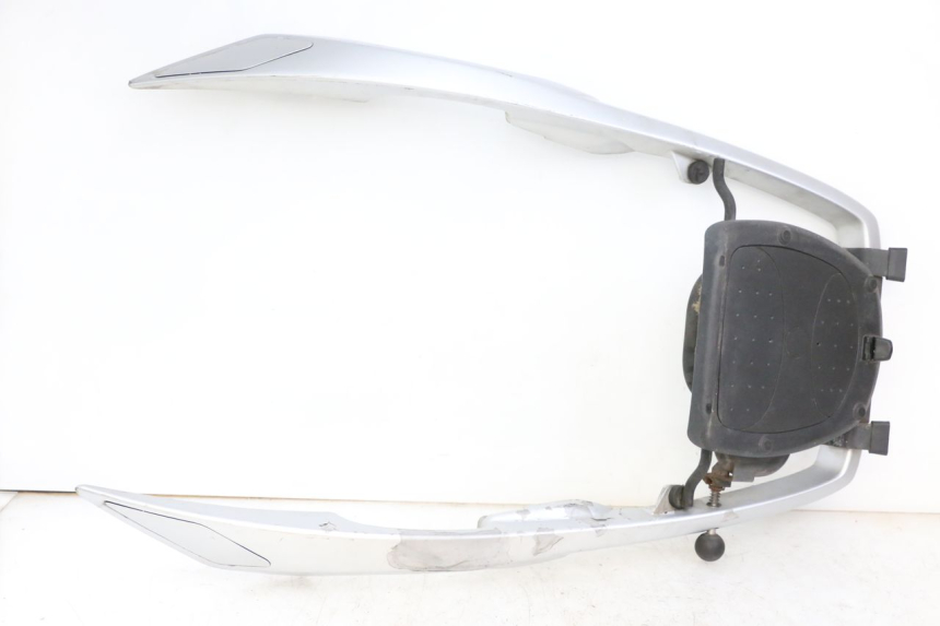 photo de LUGGAGE RACK PEUGEOT SATELIS 250 (2006 - 2012)