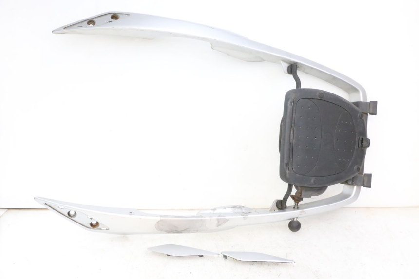 photo de LUGGAGE RACK PEUGEOT SATELIS 250 (2006 - 2012)