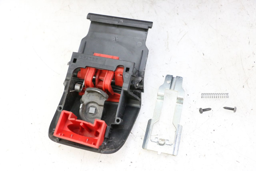photo de LUGGAGE RACK PEUGEOT SATELIS 250 (2006 - 2012)