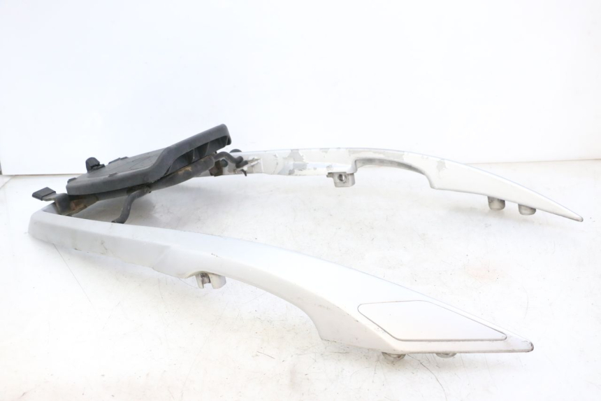 photo de LUGGAGE RACK PEUGEOT SATELIS 250 (2006 - 2012)