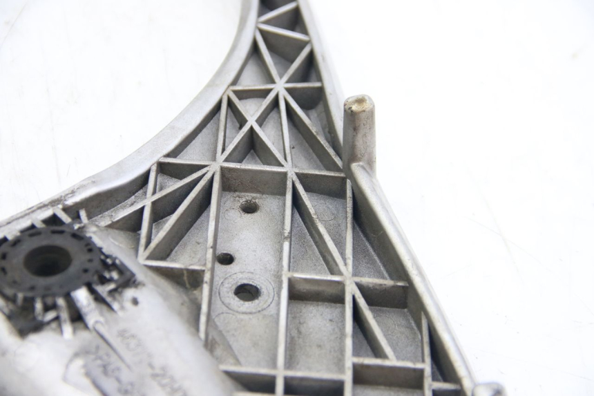 photo de LUGGAGE RACK SUZUKI SIXTEEN 125 (2008 - 2010)