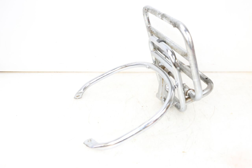 photo de LUGGAGE RACK PIAGGIO VESPA GTS SUPER IE 125 (2009 - 2016) - Component detail
