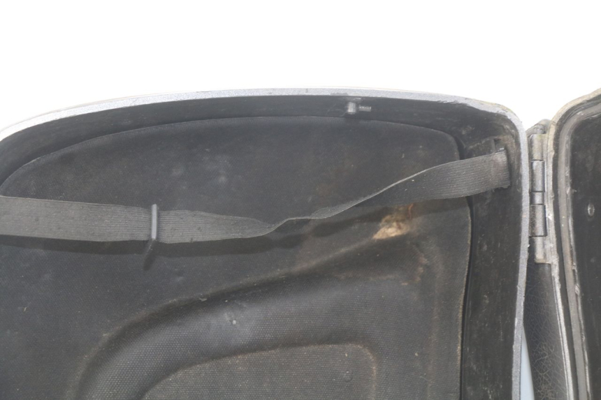 photo de LUGGAGE RACK PIAGGIO X9 EVOLUTION 125 (2003 - 2007)