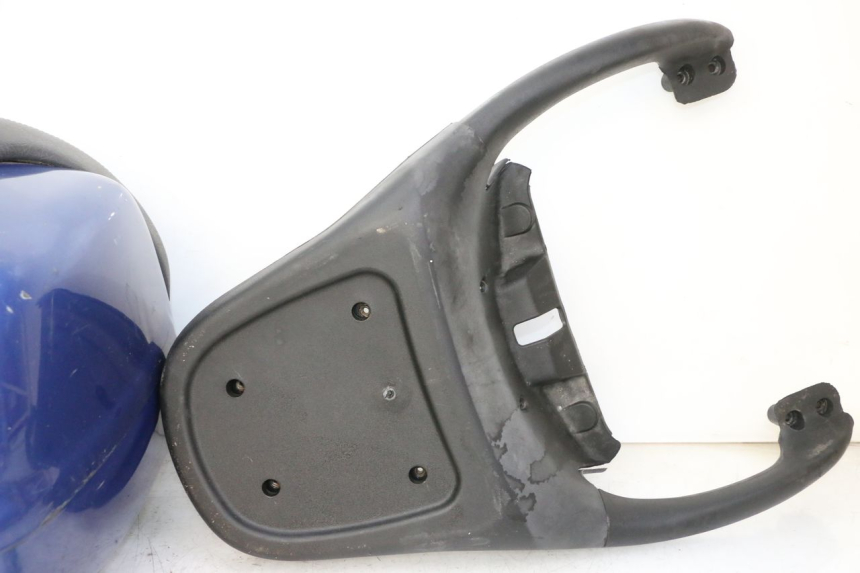 photo de LUGGAGE RACK PIAGGIO X9 EVOLUTION 125 (2003 - 2007)