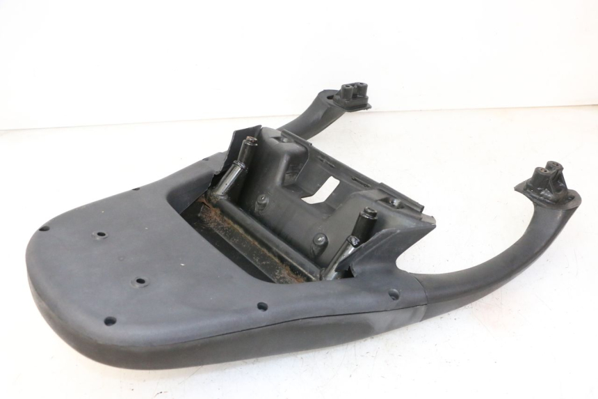 photo de LUGGAGE RACK PIAGGIO X9 EVOLUTION 125 (2003 - 2007)