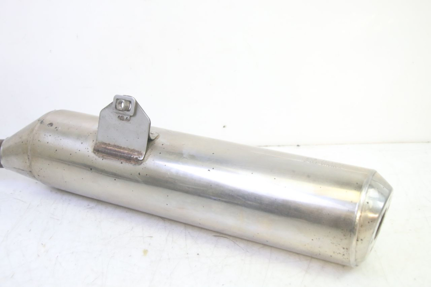 photo de RIGHT EXHAUST YAMAHA FJR ABS 1300 (2006 - 2012) - Fixing points details