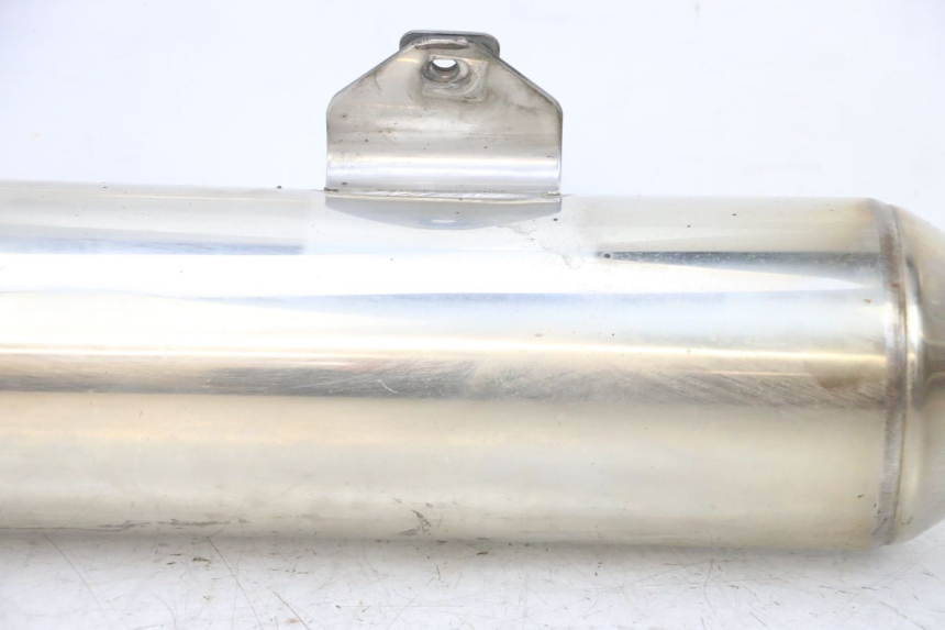 photo de RIGHT EXHAUST YAMAHA FJR ABS 1300 (2006 - 2012) - High-resolution close-up