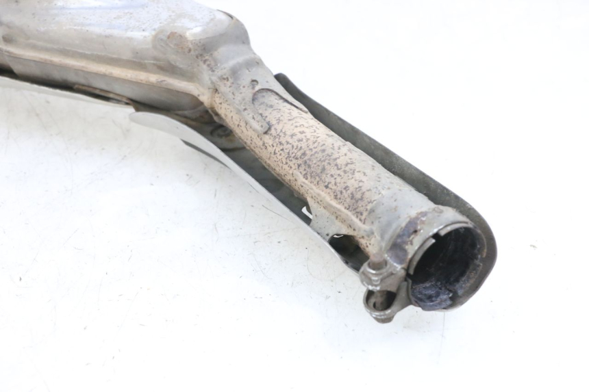 photo de LEFT EXHAUST PIPE SUZUKI DL V STROM 1000 (2002 - 2007) - Fixing points details