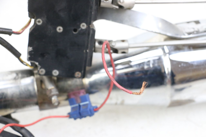 photo de EXHAUST HARLEY DAVIDSON SPORTSTER XL CUSTOM 1200 (2003 - 2004)
