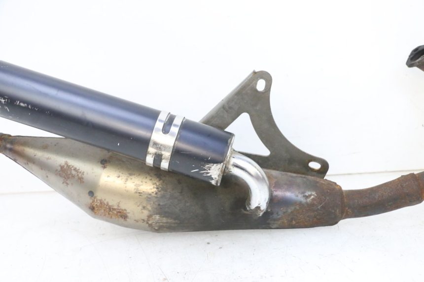 photo de EXHAUST PIPE PIAGGIO NEW TYPHOON 50 (2018 - 2021) - Fixing points details