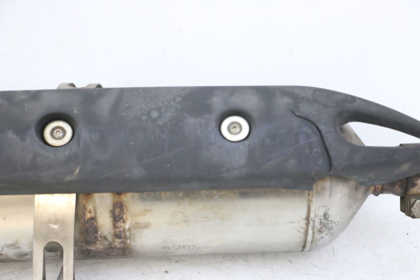 photo de EXHAUST PIPE PIAGGIO MP3 LT 400 (2007 - 2012)