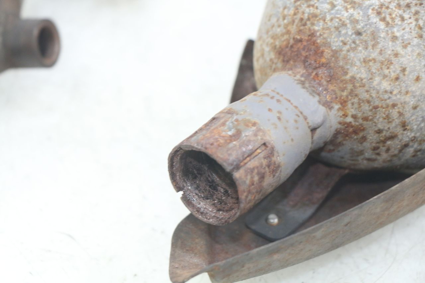 photo de EXHAUST PIPE PEUGEOT SATELIS 125 (2006 - 2009)