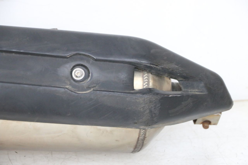 photo de EXHAUST PEUGEOT SATELIS 125 (2013 - 2018) - Focus on structure