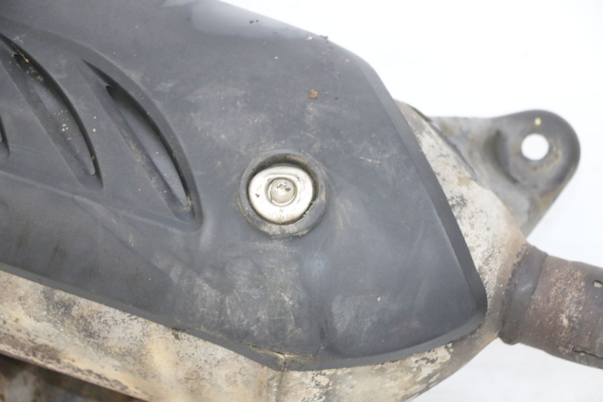 photo de EXHAUST PIPE PIAGGIO XEVO - X EVO 125 (2007 - 2016) - High-resolution close-up