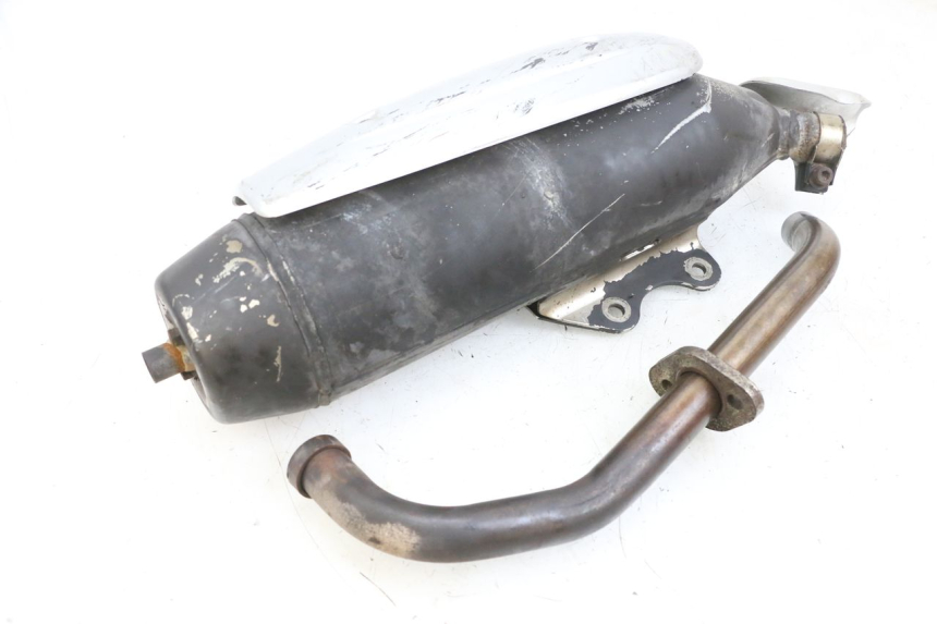 photo de EXHAUST PIPE YAMAHA YP MAJESTY 125 (2002 - 2006) - Fixing points details